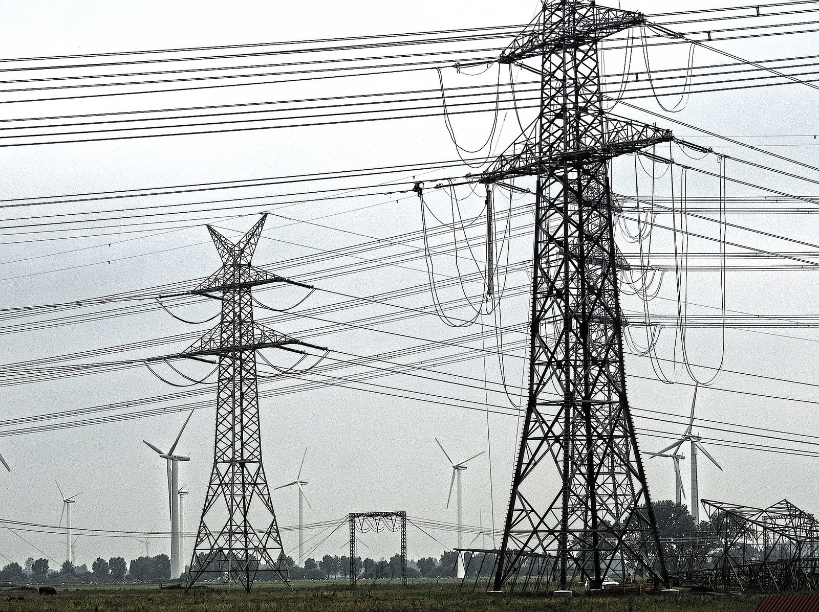 Đường dây 220kV Krông Buk – Nha Trang mạch 2: 68 hộ chưa liên hệ được