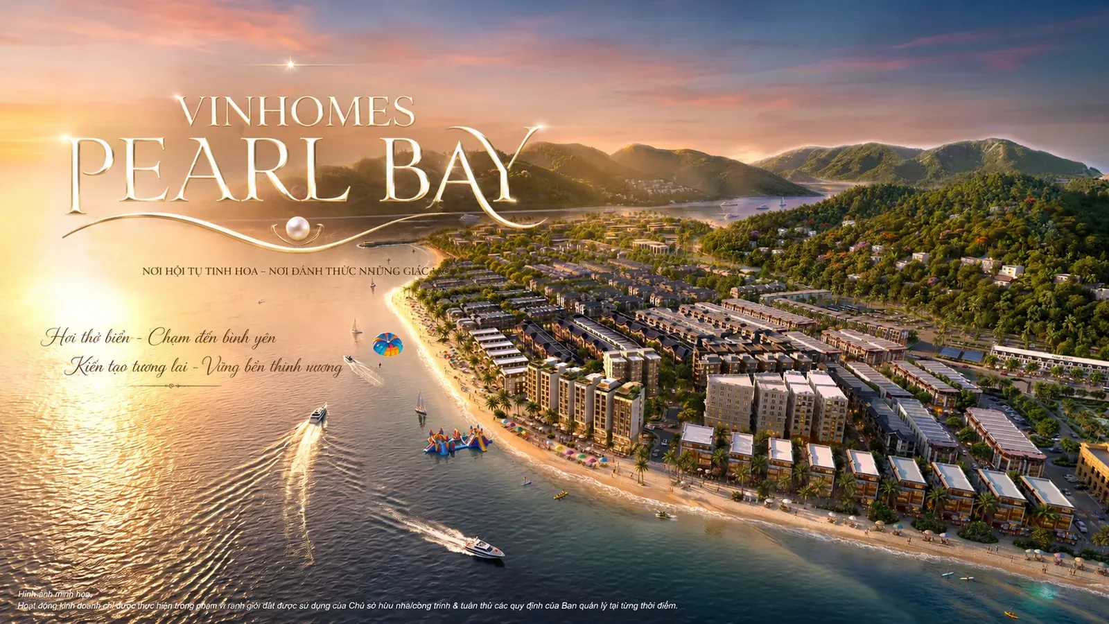 Phối cảnh tổng thể Vinhomes Pearl Bay Nha Trang — toàn cảnh vịnh biển, phố thấp tầng và bãi tắm riêng lúc hoàng hôn